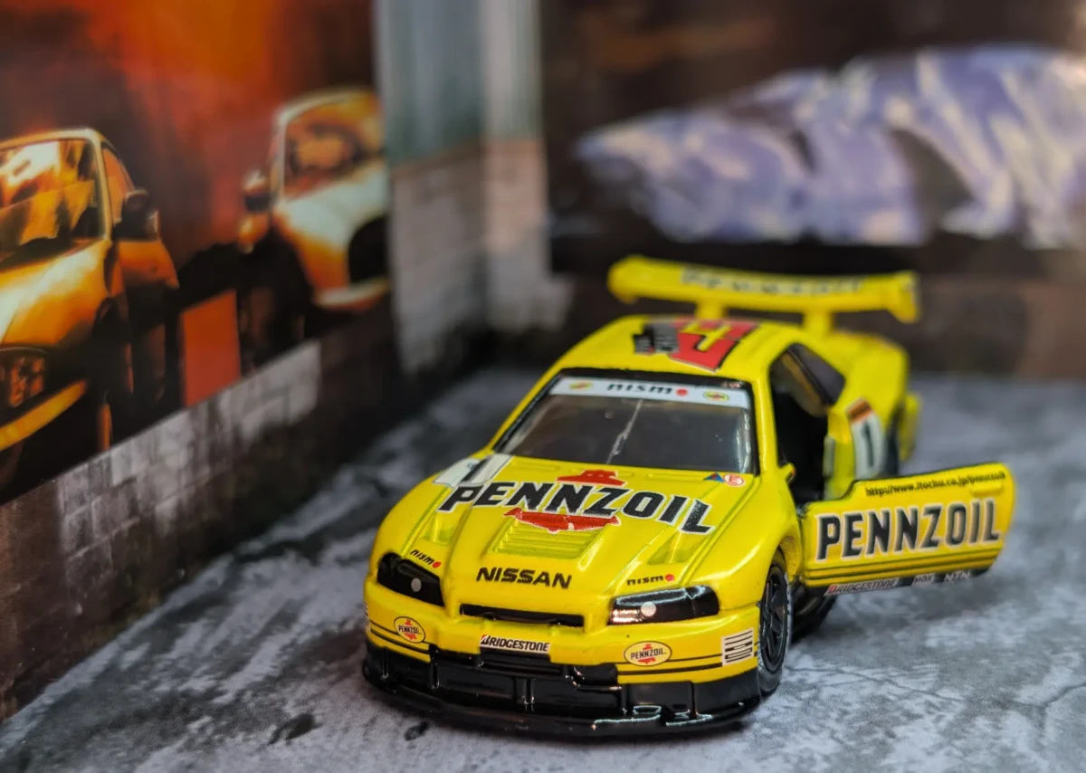 2025 Pennzoil Nismo GT-R Yellow: No Package: Image 5