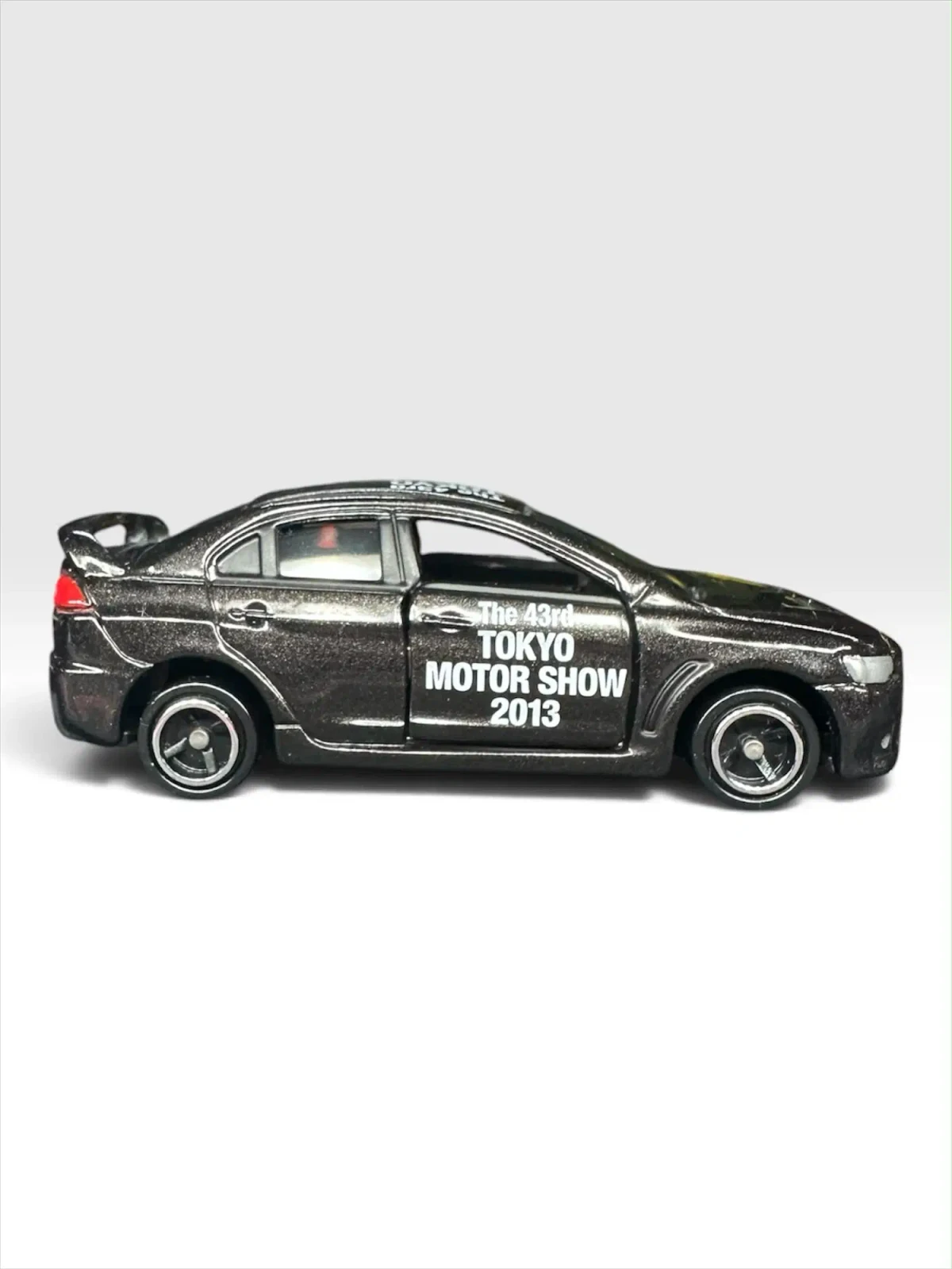 2013 Mitsubishi Lancer Evolution X Black: No Package: Image 4