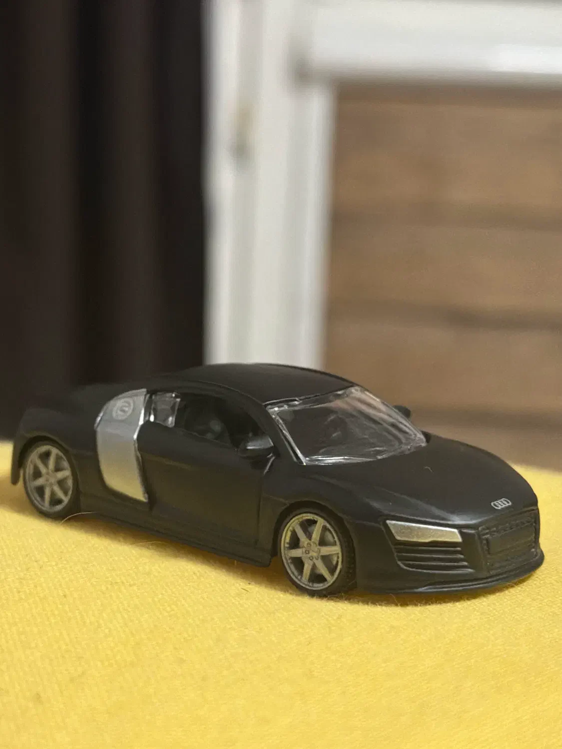 2026 Audi R8 Black: No Package: Image 2