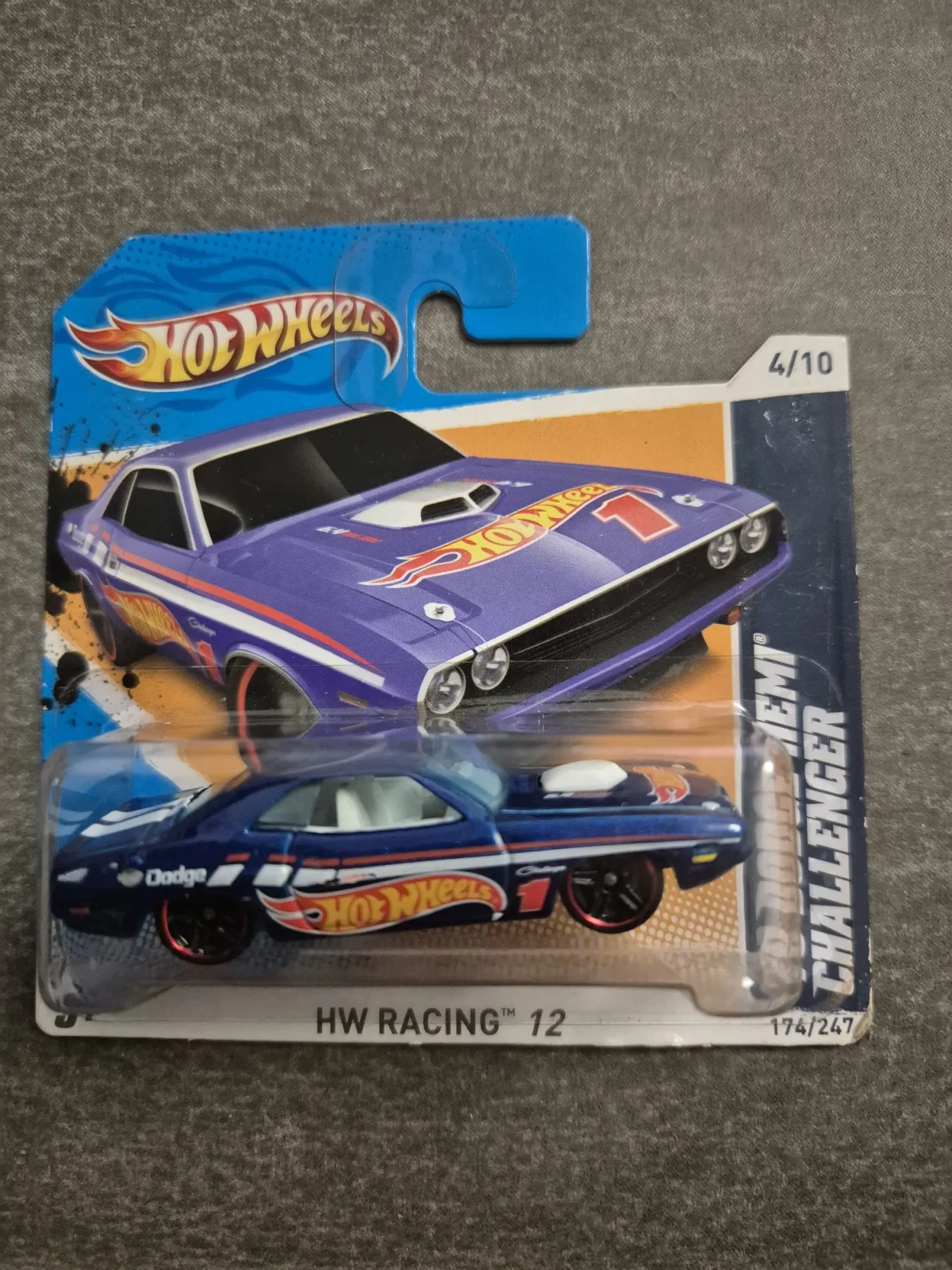2012 70 Dodge Hemi Challenger Purple: Short: Image 2