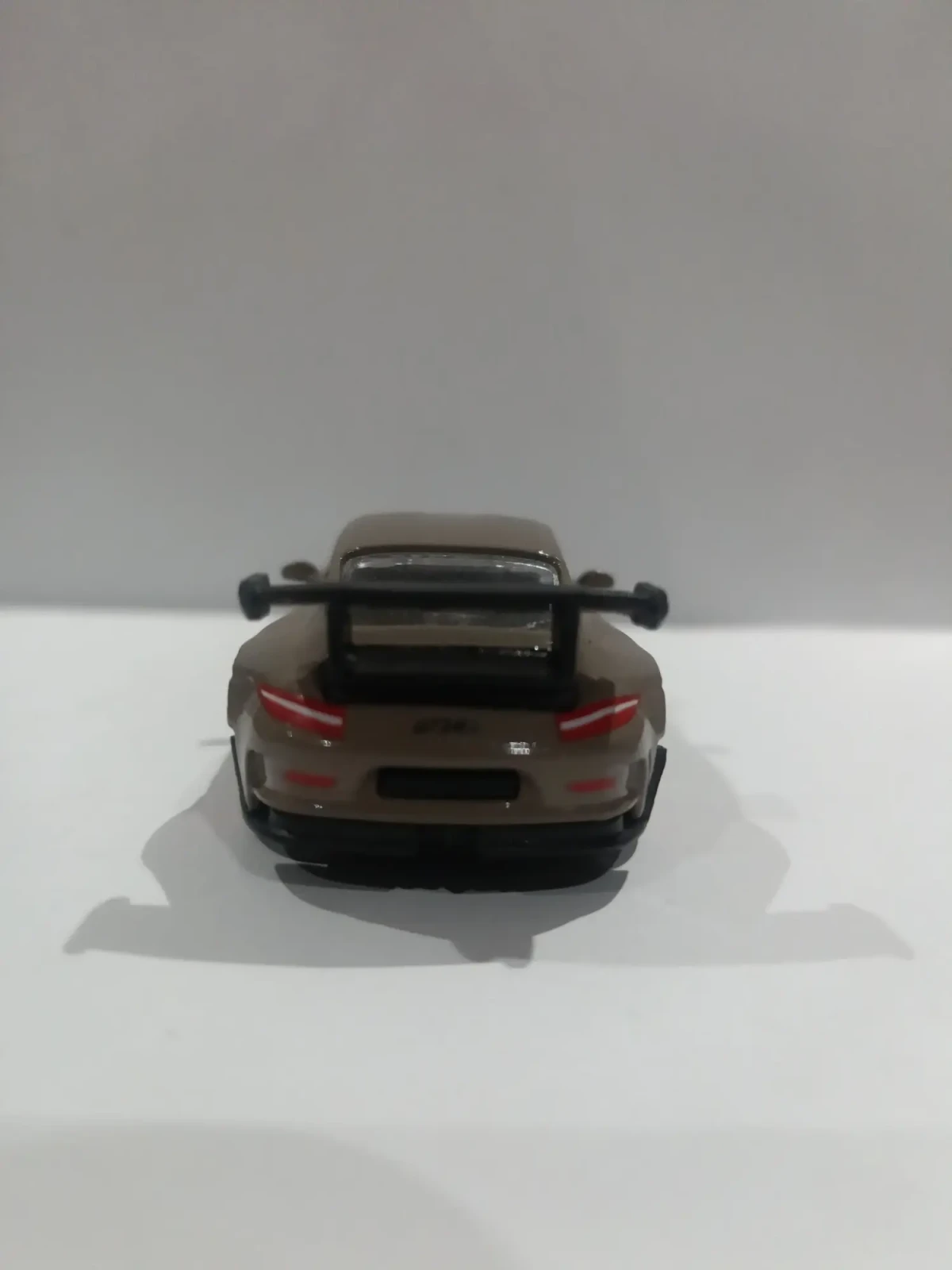2024 Porsche 911 GT3 rs Brown: No Package: Image 4