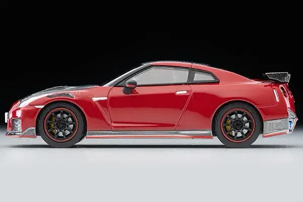 2023 Nissan GT-R Nismo Special Edition 2022 model Red: No Package: Image 4