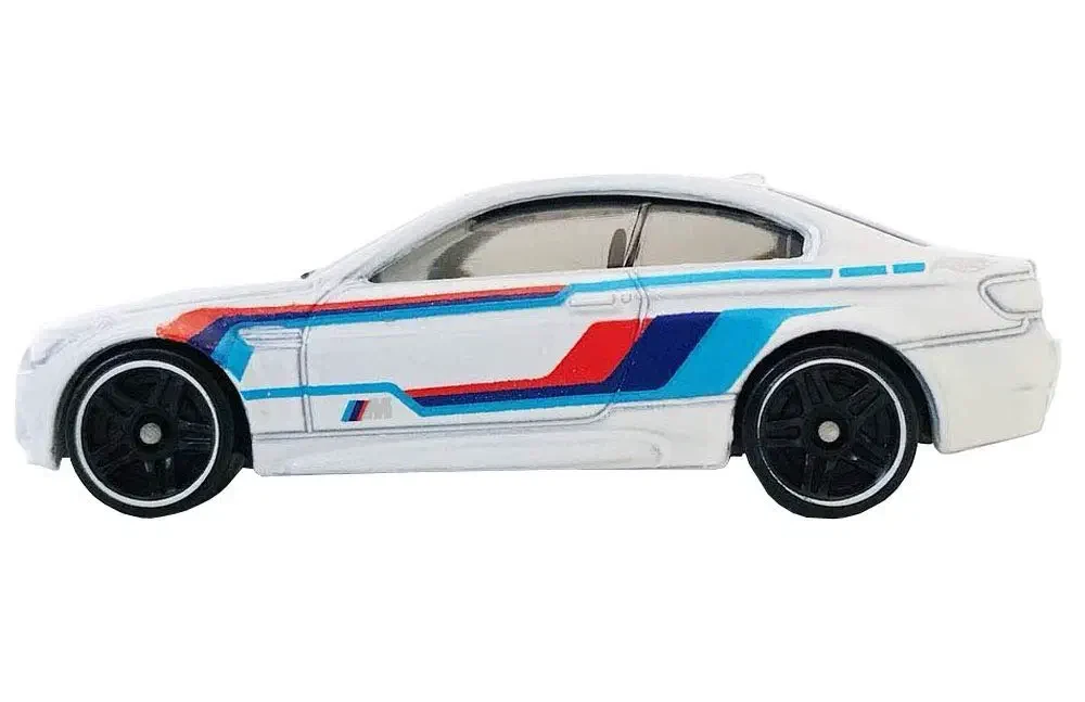 2018 10 BMW M3 White: No Package: Image 3