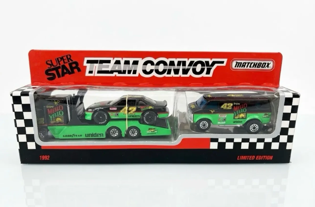 1992 Kenworth Aerodyne Racing Transporter, Pontiac Grand Prix Stock Car & Chevy Van #42 Mello Yello Black: Box: Image 6