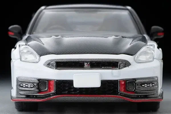 2024 Nissan GT-R Nismo Special Edition 2024 model White: No Package: Image 6