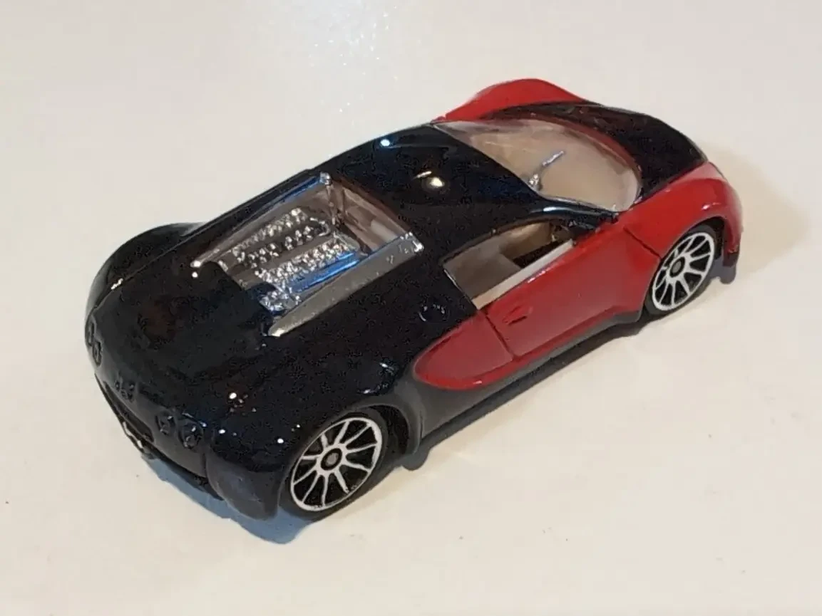 2003 Bugatti Veyron Red: No Package: Image 3