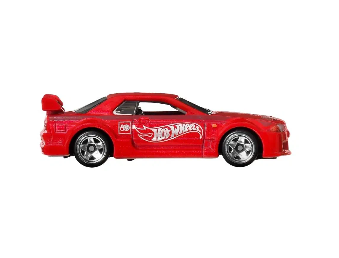 2025 Nissan Skyline GT-R (R32) Red: No Package: Image 4