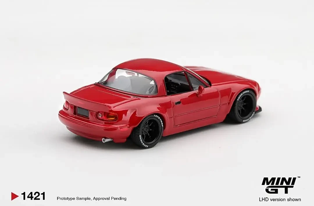 2026 Mazda MX-5 (NA) Pandem Classic Red Red: No Package: Image 3