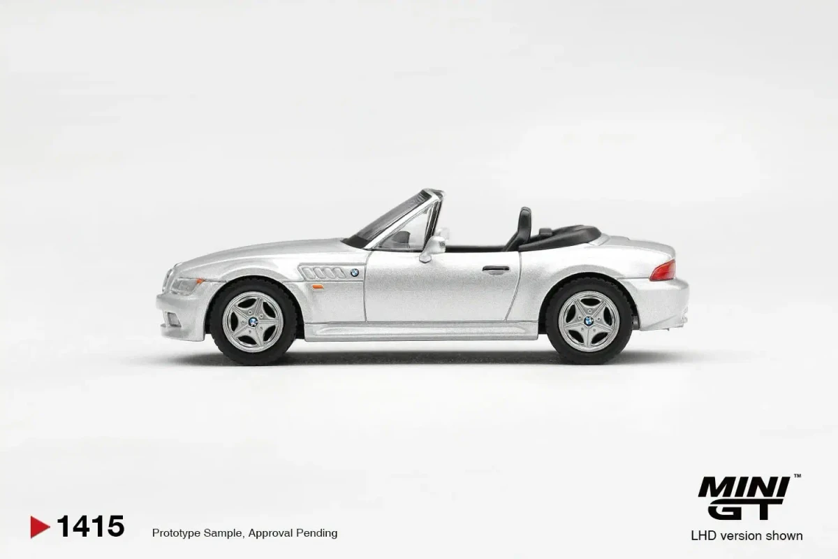 2026 BMW Z3 Titanium Silver Silver: No Package: Image 2