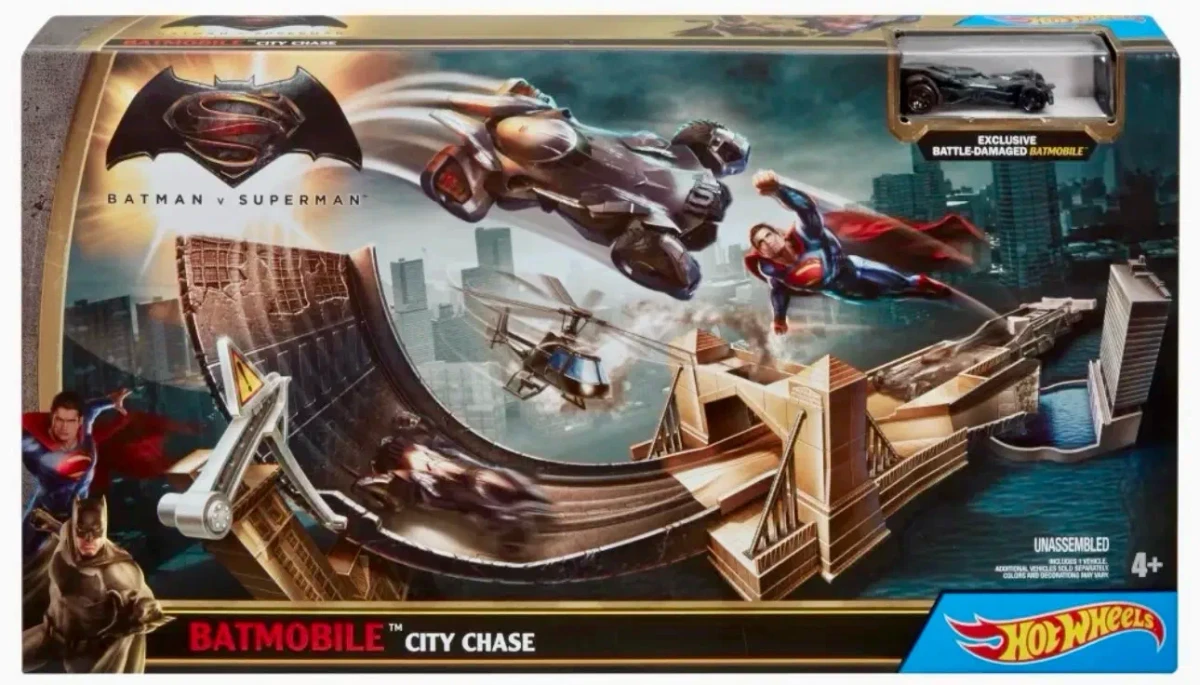 2016 Battle Damaged Batmobile Black: No Package: Image 2