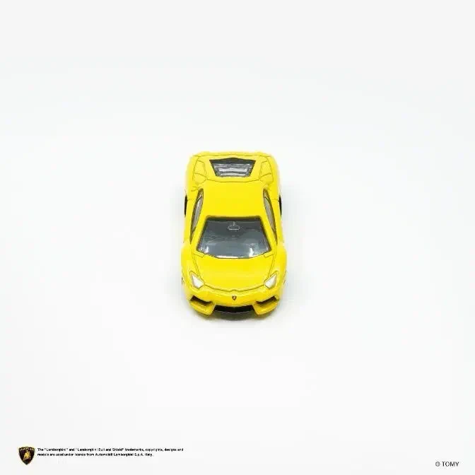 2023 Lamborghini Aventador LP 700-4 Yellow: No Package: Image 5