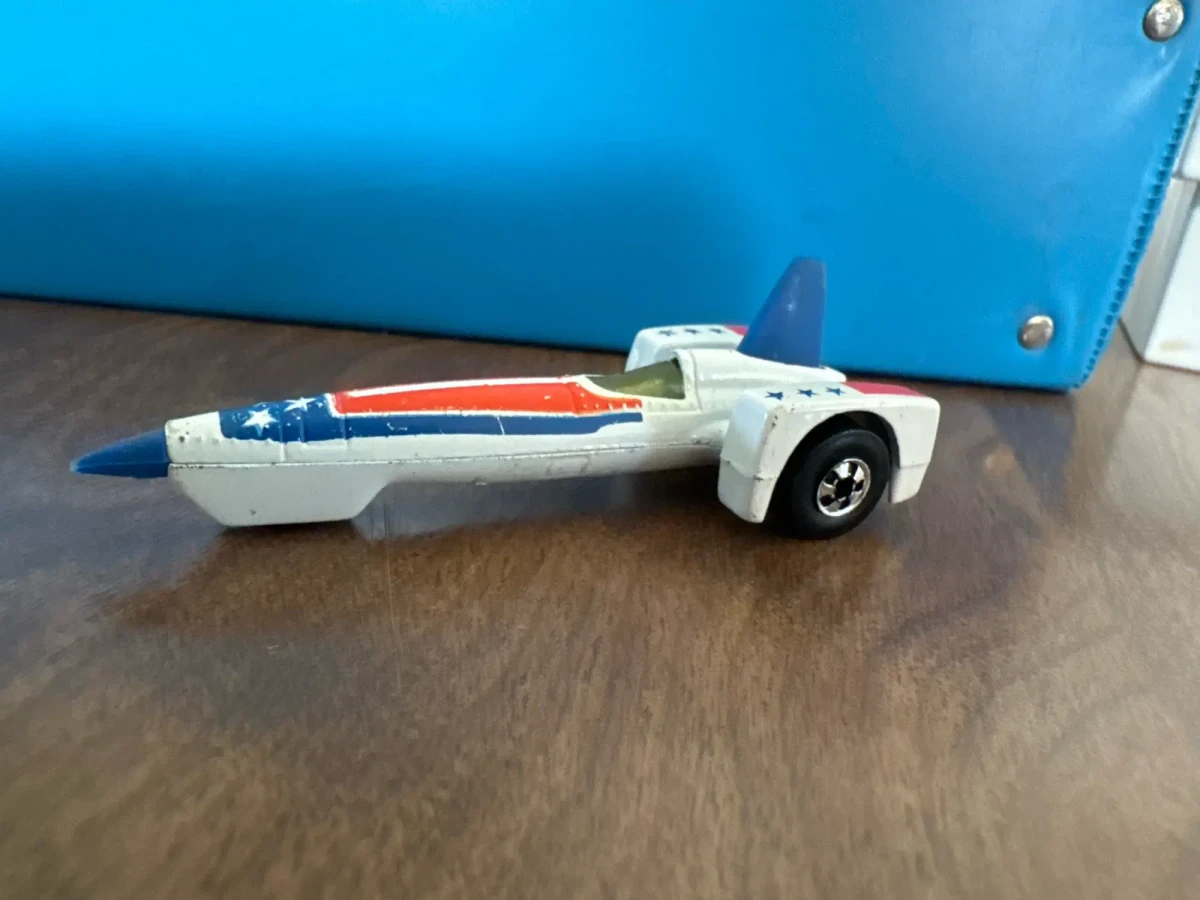 1980 Tricar X8 White: No Package: Image 2