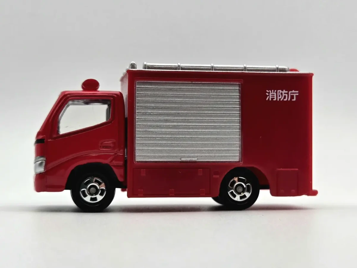 2013 Water Cutter Truck Red: No Package: Image 3