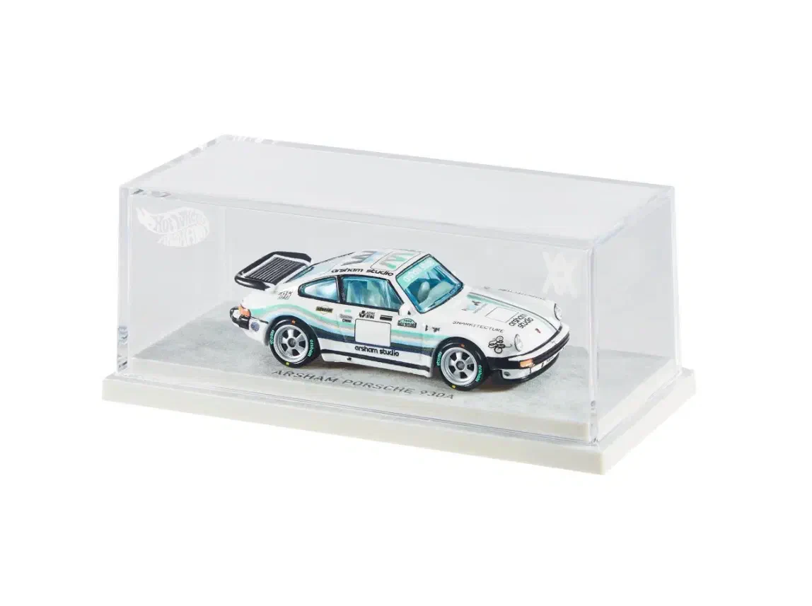 2024 Arsham Porsche 930A White: No Package: Image 4