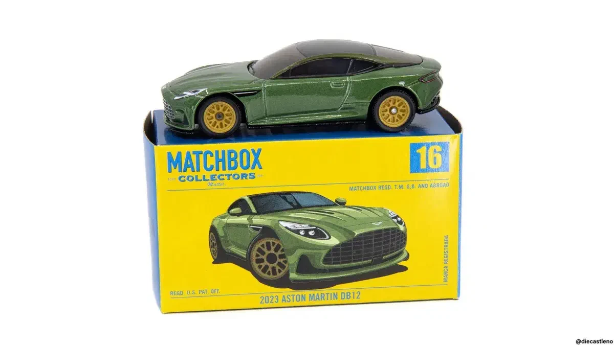 2025 2023 Aston Martin DB12 Green: Box: Image 4