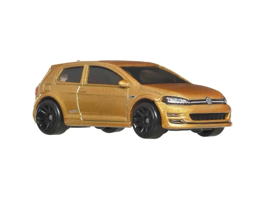 2025 Volkswagen Golf MK7 Gold: No Package: Image 2