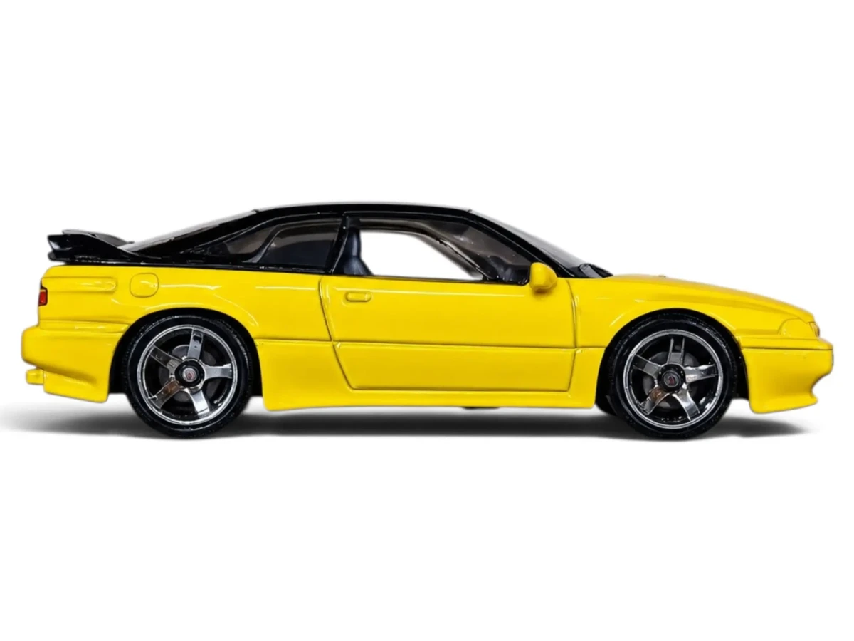 2026 1995 Subaru SVX Yellow: No Package: Image 2