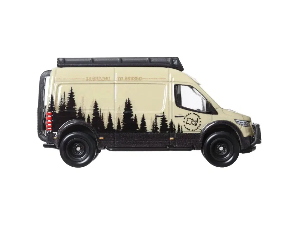 2024 05 Toyota Land Cruiser Prado & Mercedes-Benz Sprinter Tourer White: No Package: Image 10