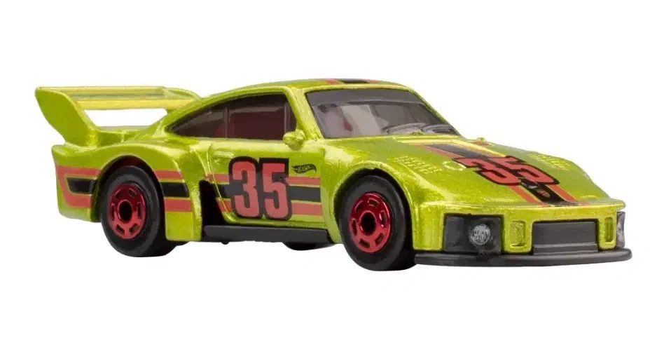 2027 Porsche 935 Yellow: No Package: Image 2