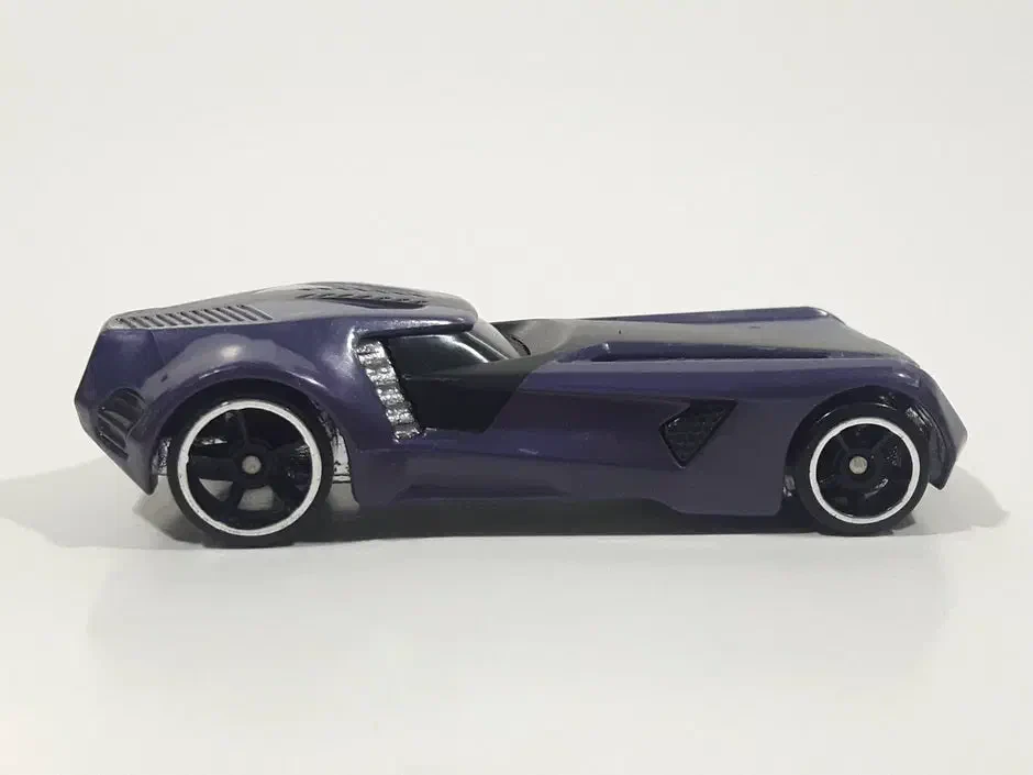 2011 Reverb Purple: No Package: Image 3