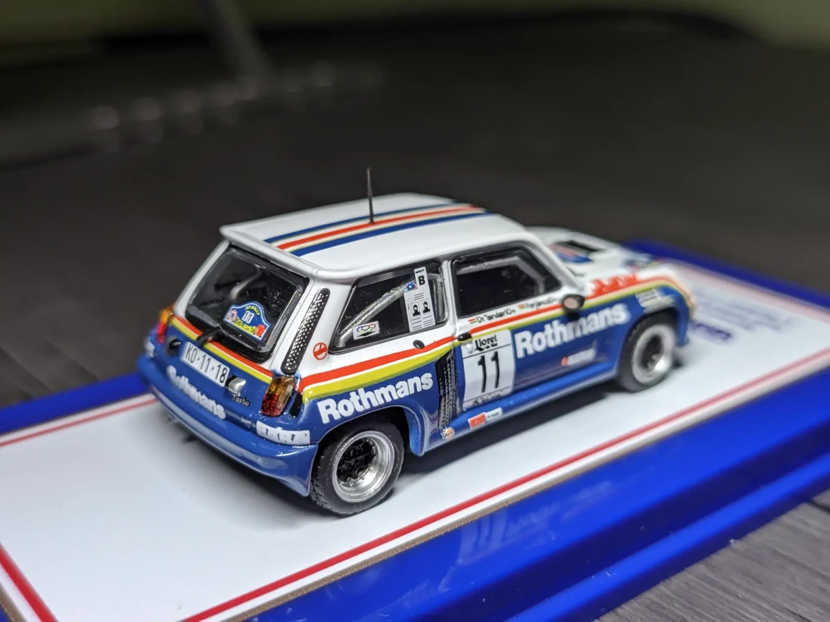 2024 Renault 5 Turbo Blue: No Package: Image 3