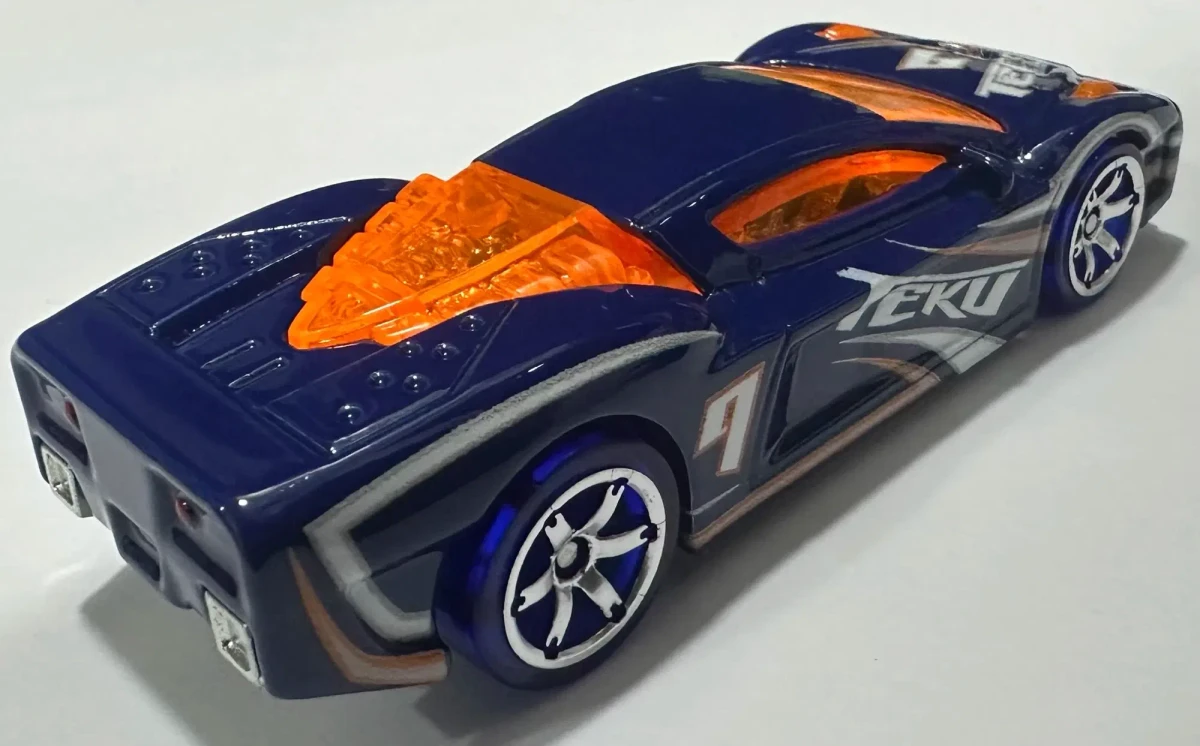 2025 Revert Blue: No Package: Image 4