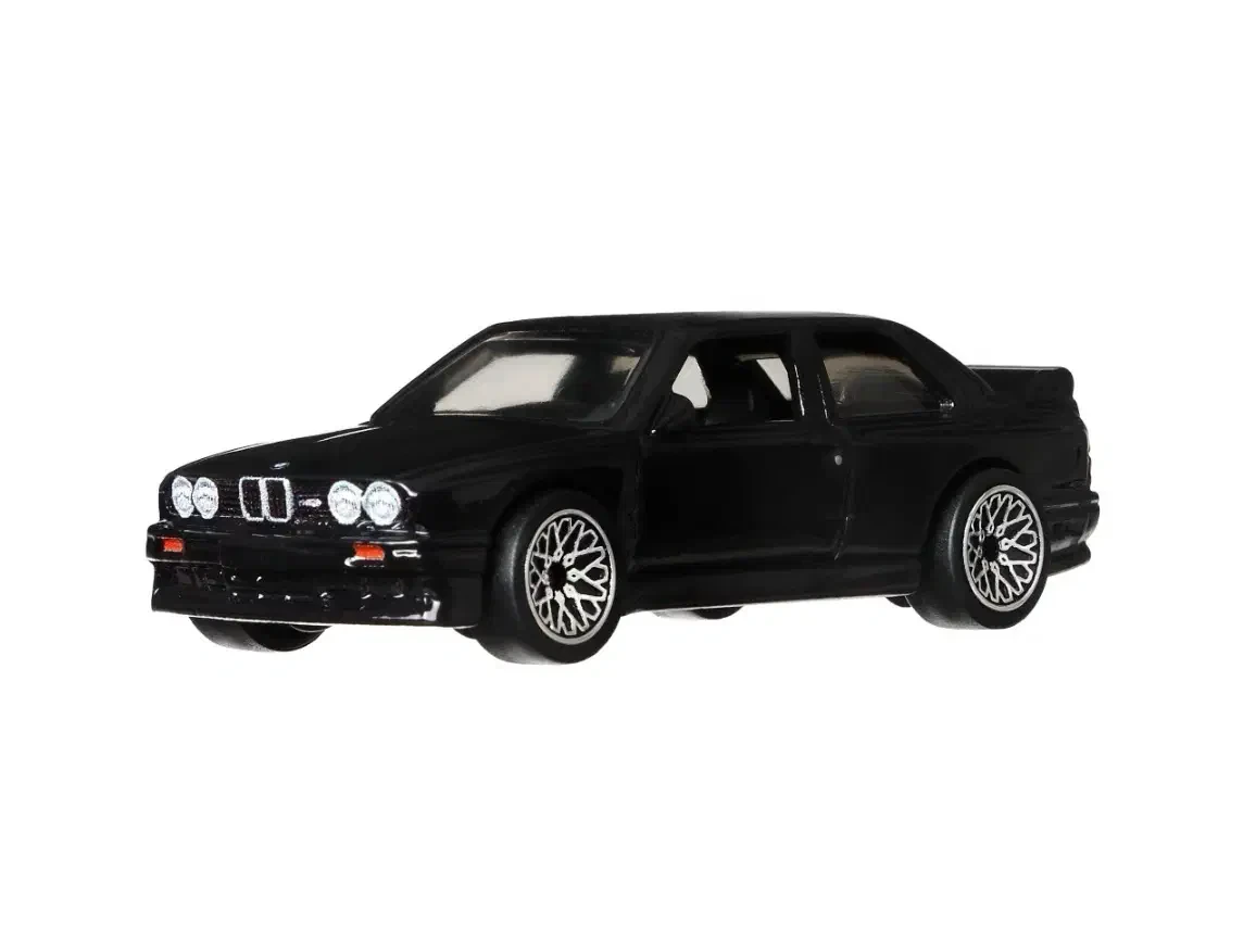2021 92 BMW M3 Black: No Package: Image 2