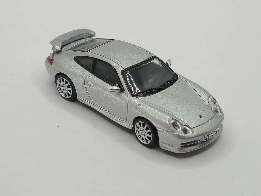 2025 Porsche 911 GT3 (Type 996) Silver: No Package: Image 5