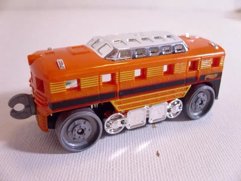 2010 Rocky Mountain Rail Orange: No Package: Image 3
