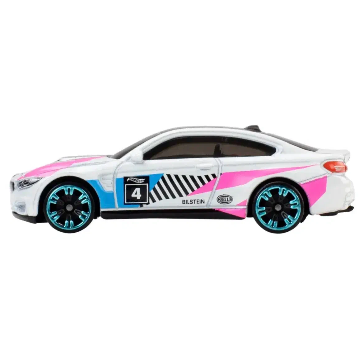 2026 BMW M4 White: No Package: Image 3