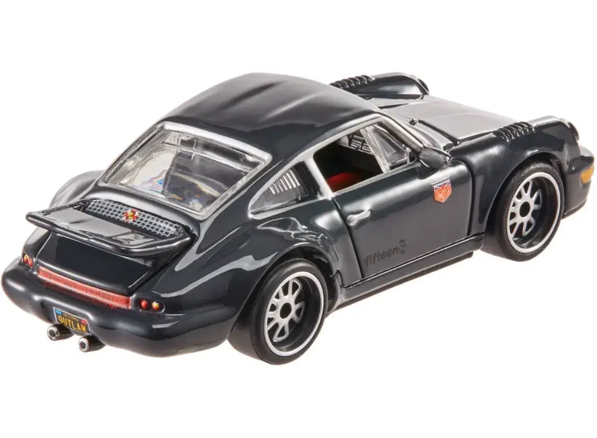2019 Porsche 964 Black: No Package: Image 4