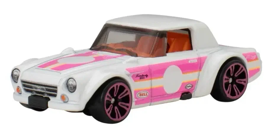 2025 Datsun Fairlady 2000 White: No Package: Image 3