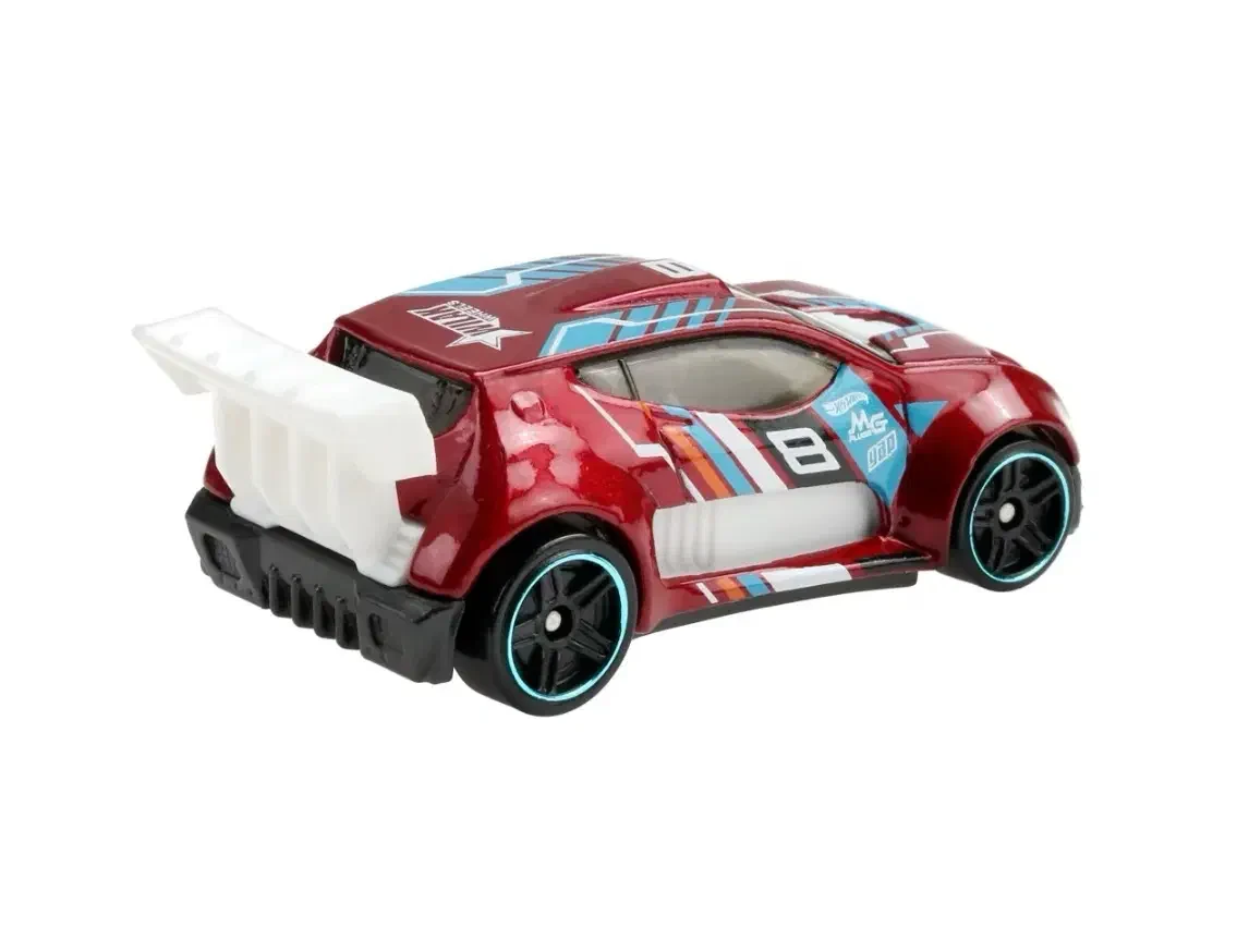 2021 Fast 4WD Red: No Package: Image 3