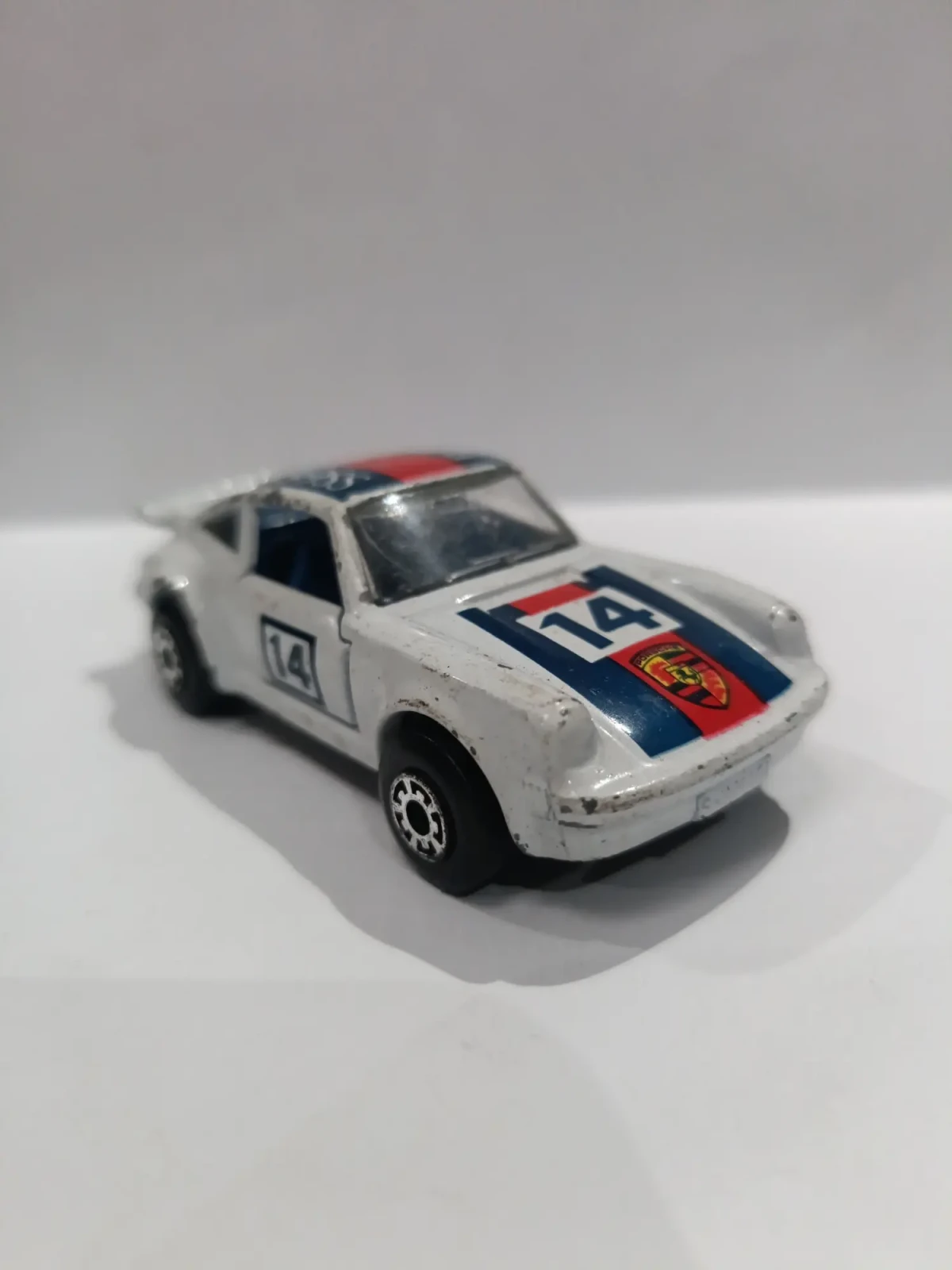1987 Porsche Turbo White: No Package: Image 3