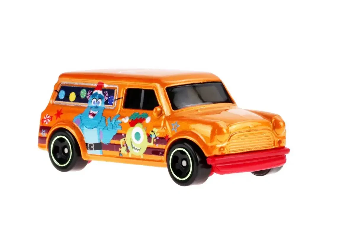 2023 67 Austin Mini Van Orange: No Package: Image 3