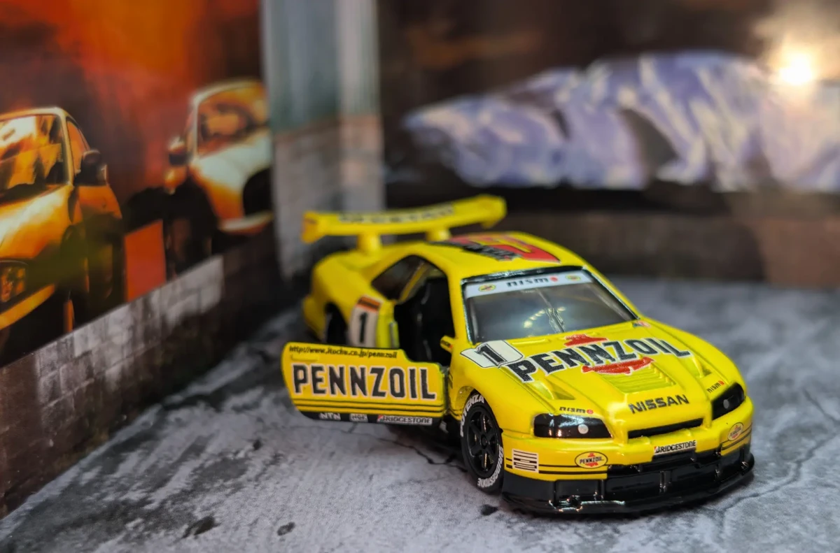 2025 Pennzoil Nismo GT-R Yellow: No Package: Image 3