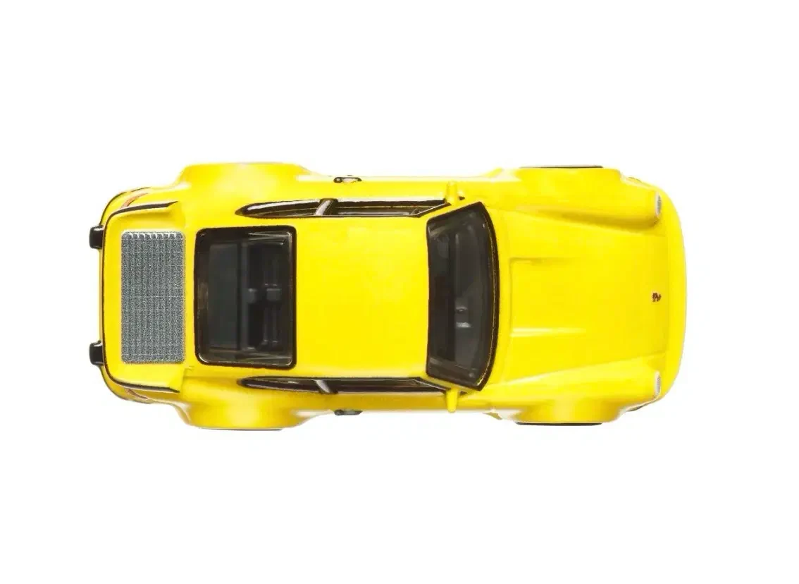 2023 Porsche 911 Turbo (930) Yellow: No Package: Image 6