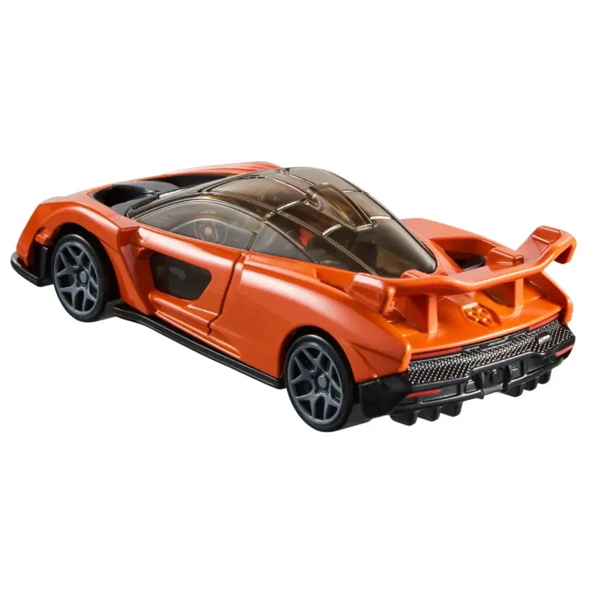 2026 2022 McLaren Senna Orange: No Package: Image 3