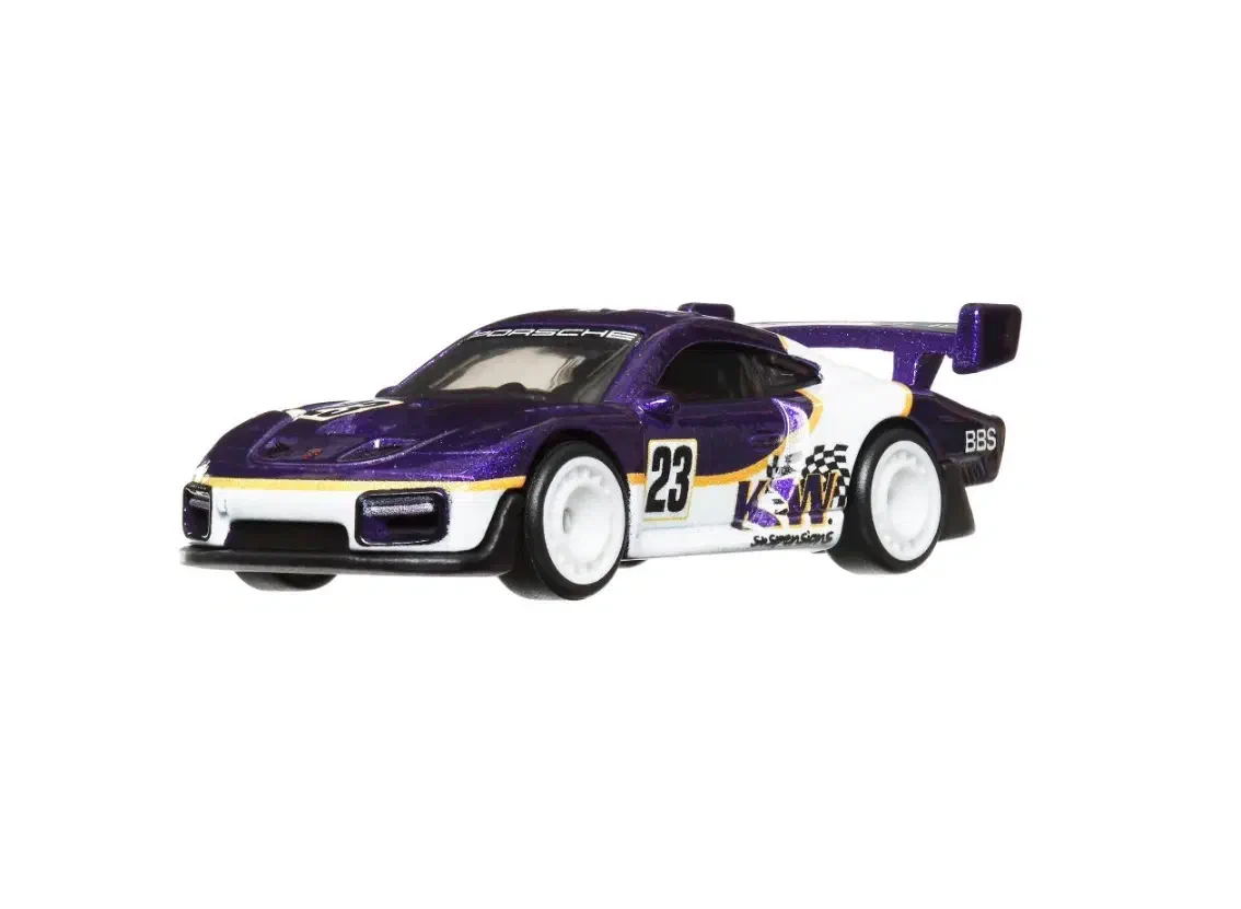 2023 Porsche 935 White: No Package: Image 2