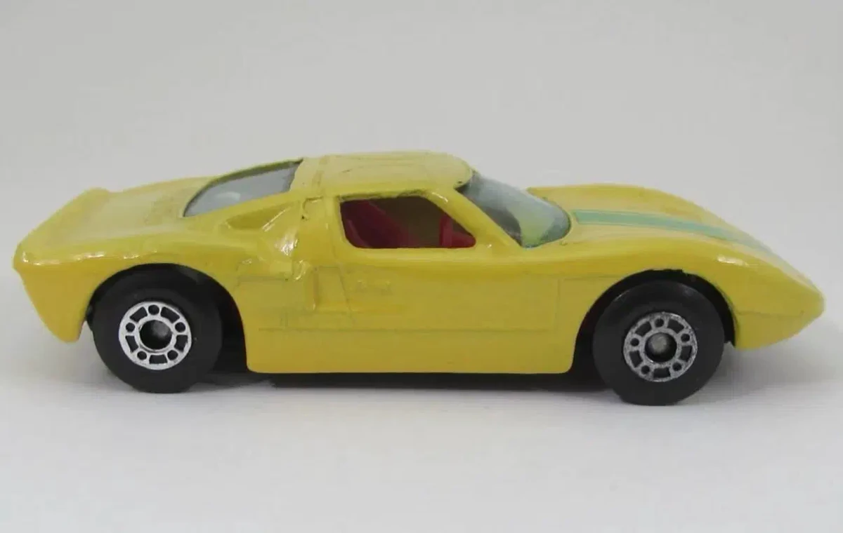 1987 Ford GT Yellow: No Package: Image 2