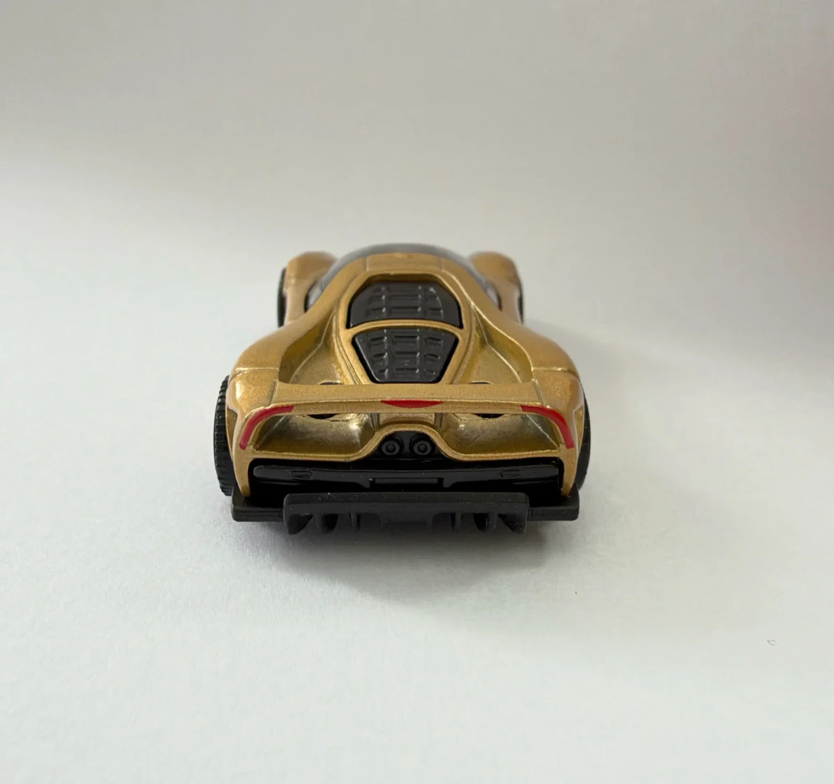 2026 2024 Glickenhaus SCG 004 Gold: No Package: Image 5
