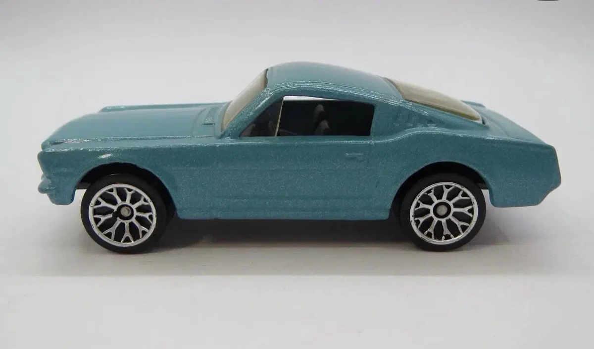 2006 65 Mustang GT Blue: No Package: Image 2