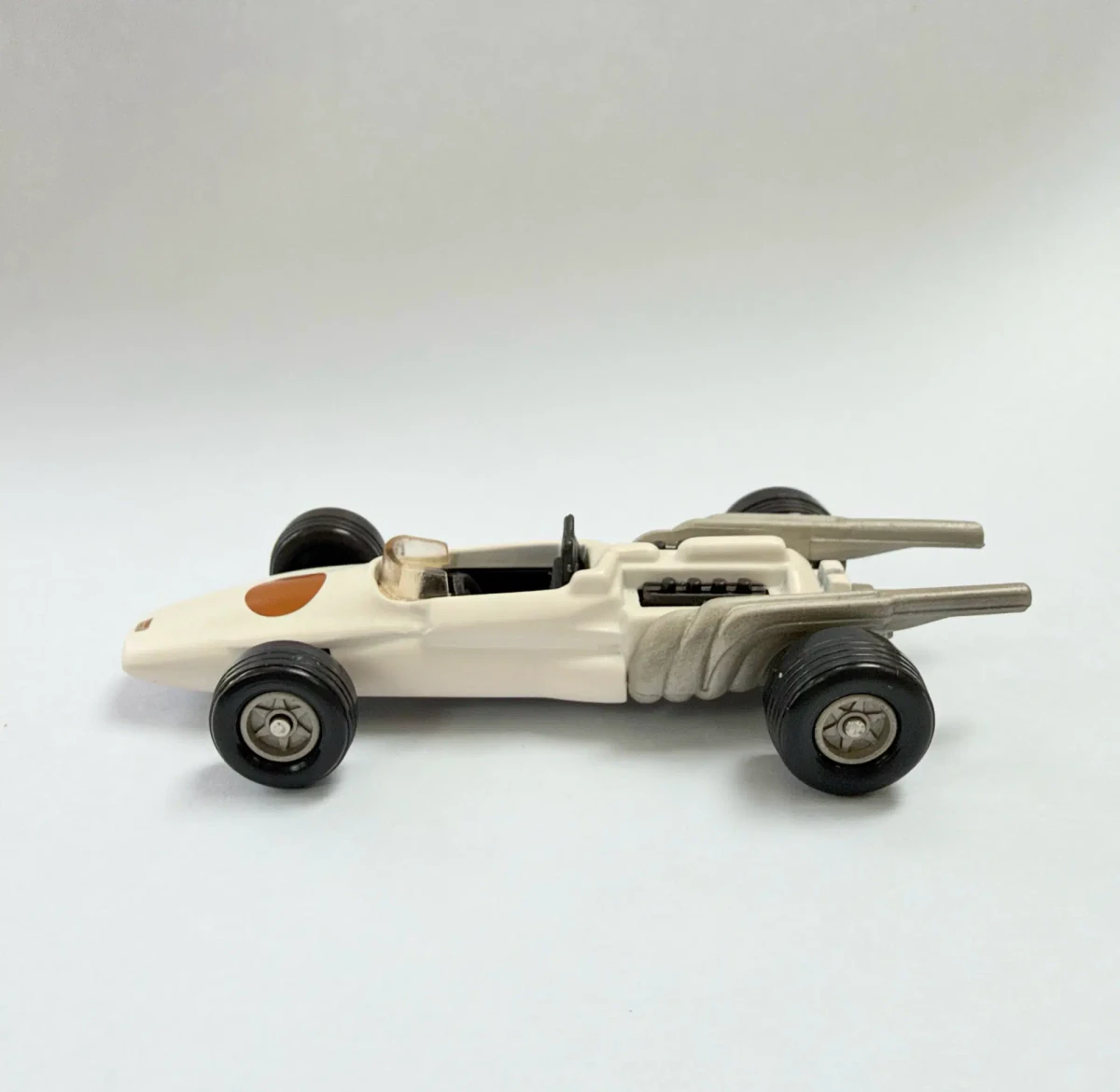 2010 Honda F-1 Beige: No Package: Image 3