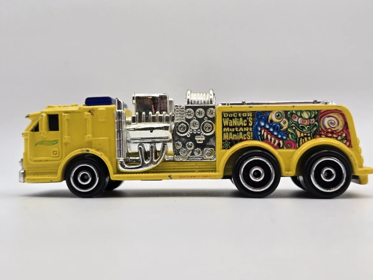 2002 Custom Firetruck Yellow: No Package: Image 2