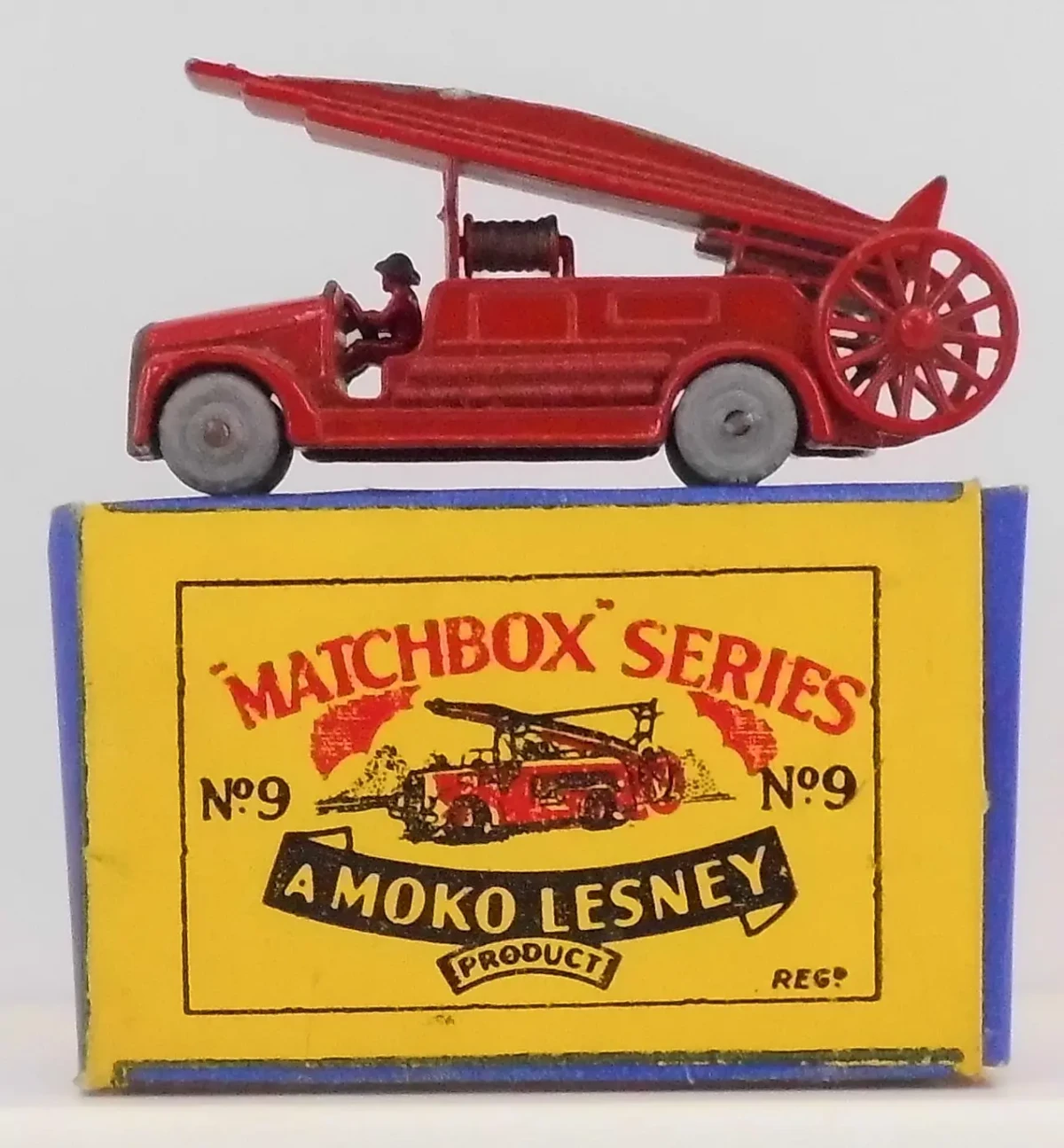 1958 Dennis Fire Engine Red: Box: Image 2