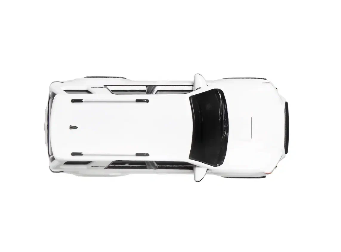 2021 18 Toyota 4Runner White: No Package: Image 6