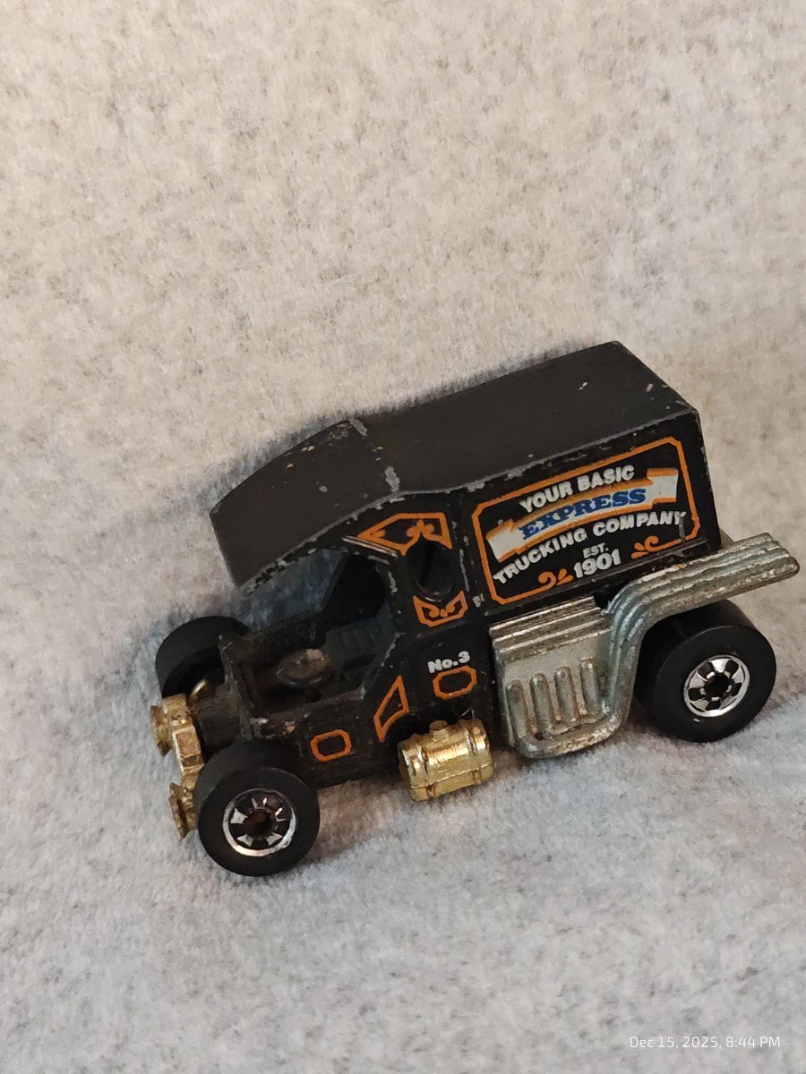 Hot Wheels T-Totaller