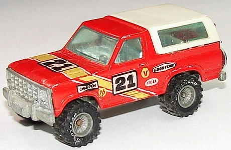 1984 Bronco 4-Wheeler Red: Image 2