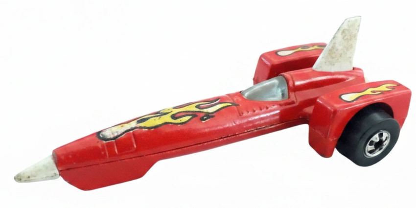 1983 Tricar X8 Red: No Package: Image 2