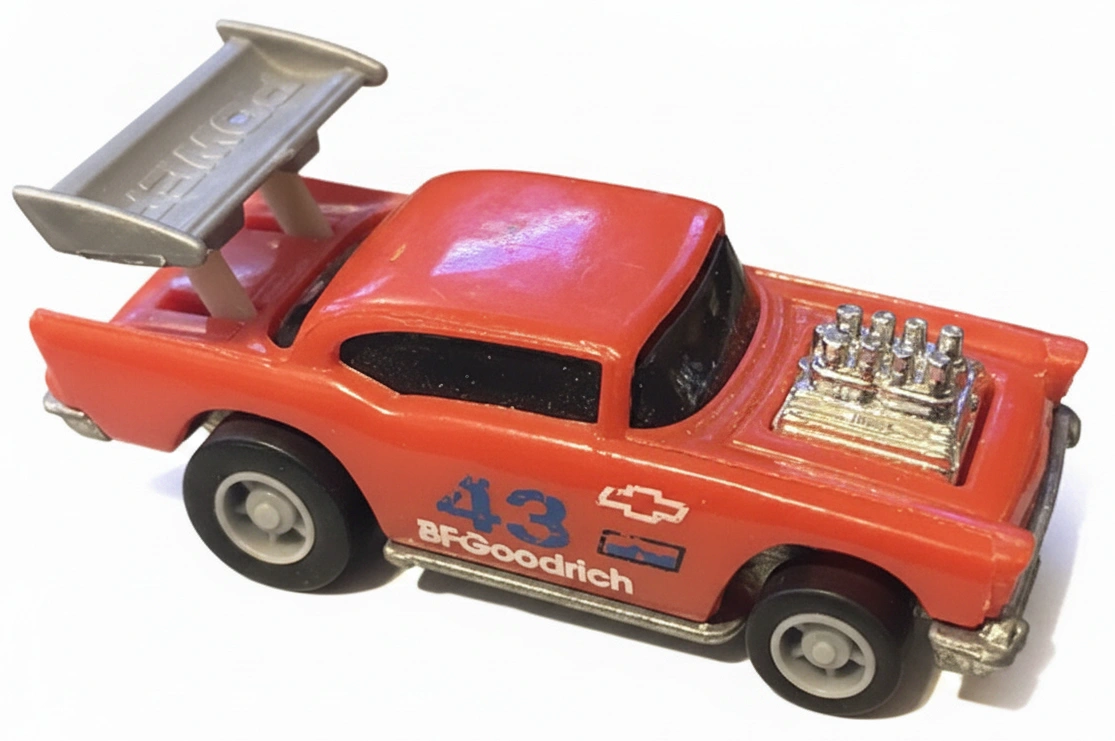 1990 57 Chevy Red: Image 2